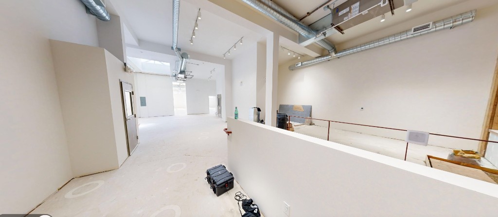 2870 California Street: front entryway, current condition